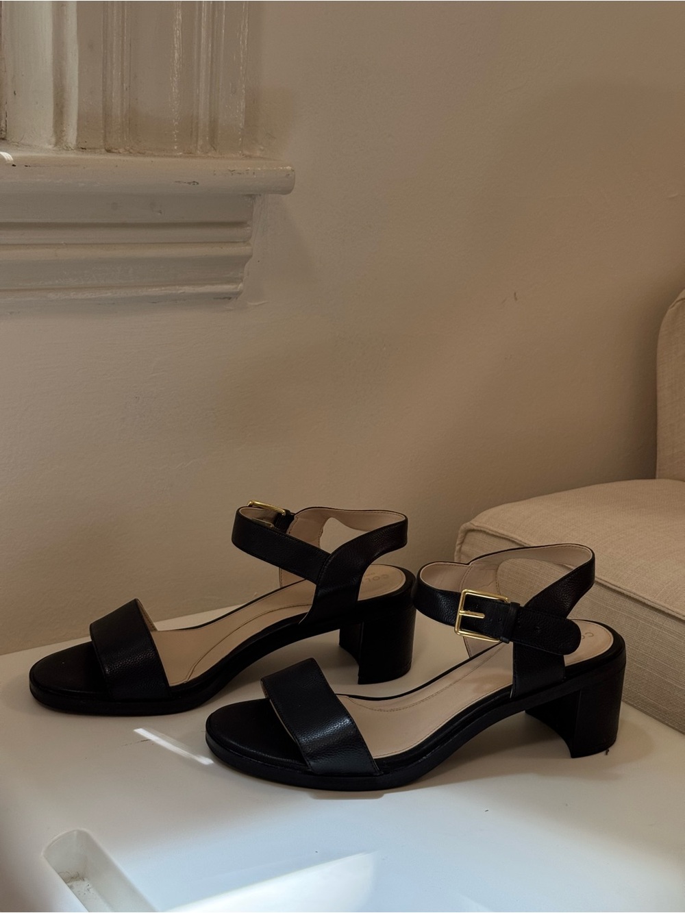 Black Heels Sandals - Picture 2 of 4